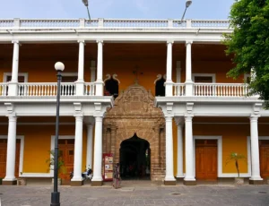Casa de los Tres Mundos museum 